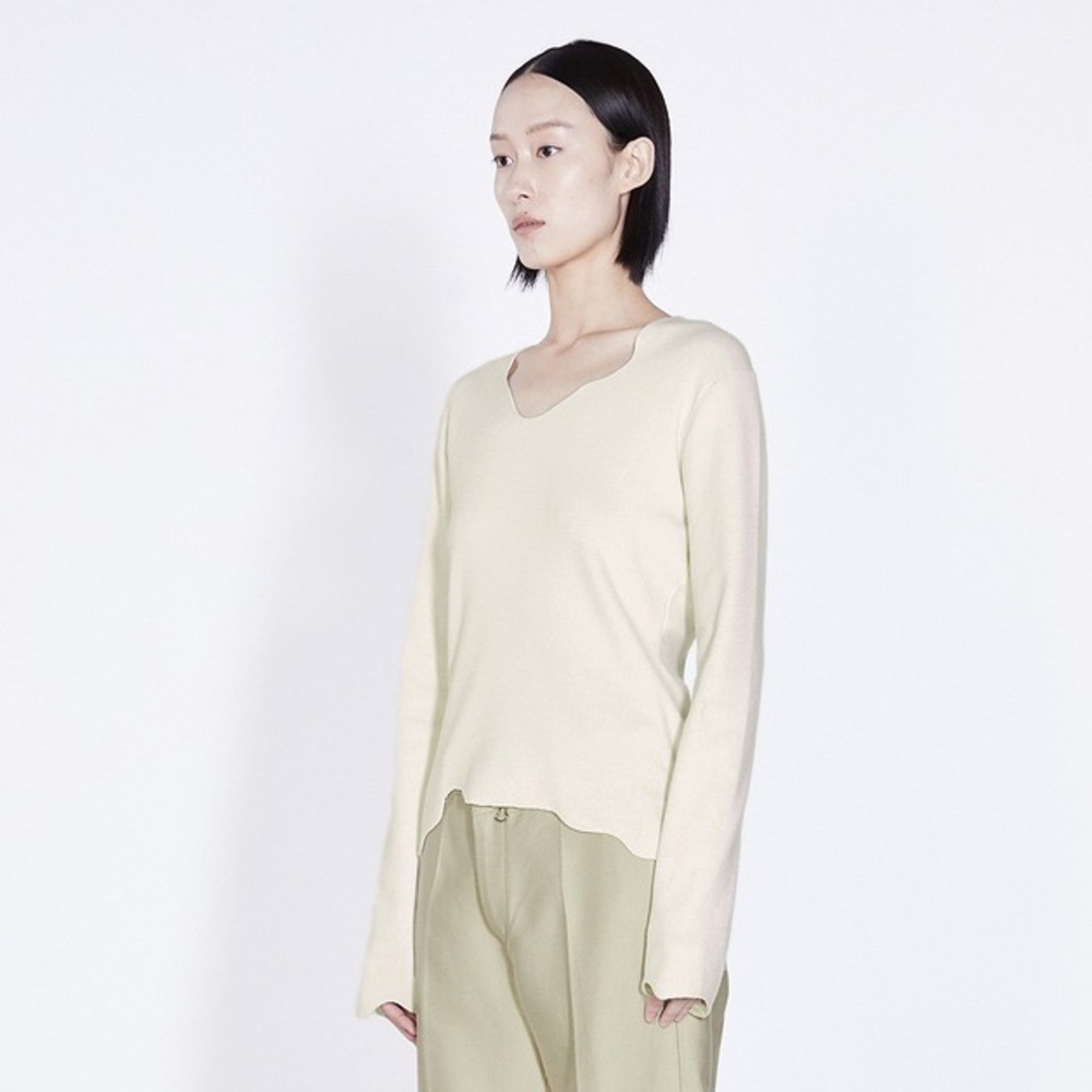 JNBY 100% wool white sweater
